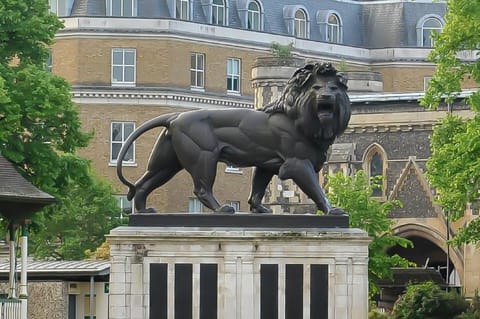 Heritage Place by Select SA 2 Bedroom Apartment in Reading