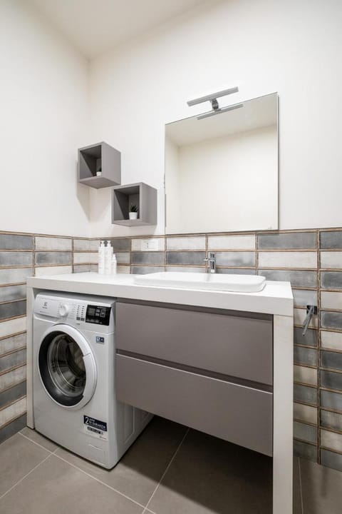 Appartamenti Ariosti a un Passo da Piazza Maggiore by Wonderful Italy Apartment in Bologna