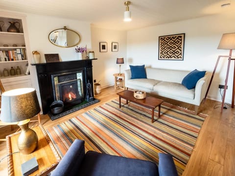 Wayside Cottage 1637 Vacation rental in Copeland District