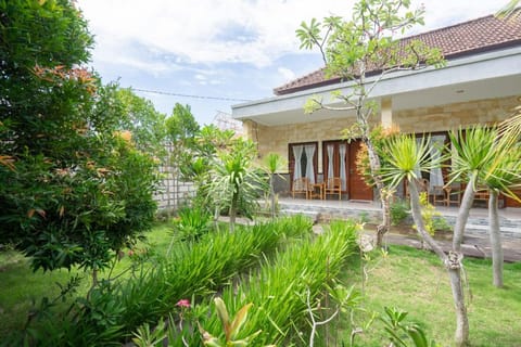 Omah Nusa Guesthouse RedPartner Inn in Nusapenida