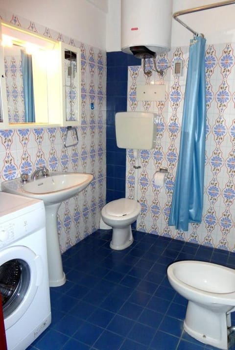 Apartment near the beach-washing Machine-ac Apartment in Porto Santa Margherita