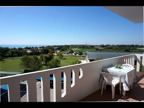 Apartment near the beach-washing Machine-ac Apartment in Porto Santa Margherita