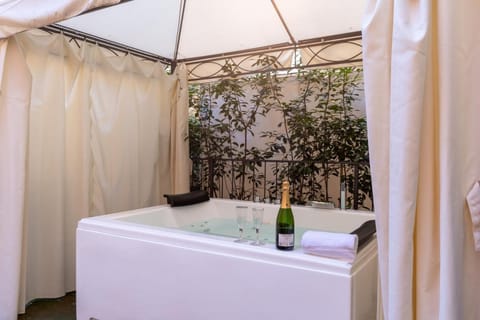 BolognaRoomscom - Frassinago Deluxe Apartment in Bologna