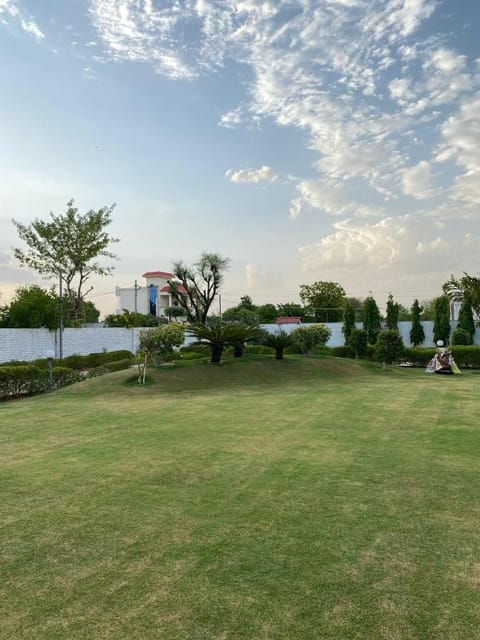 Vienna - Luxury Farm stay with Pool Jaipur Farms Villa in Jaipur