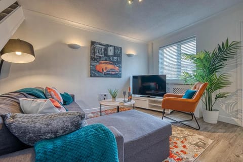 CAPRI 13 SA- Contemporary 2bed house*Near M1 & Uni Vacation rental in Loughborough