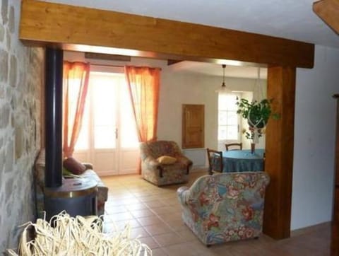 Cozy Family Home in Saint-Pons Vacation rental in Provence-Alpes-Côte d'Azur