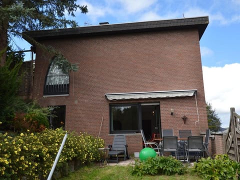 Modern Holiday Home in Eifel with Sauna Vacation rental in Stadtkyll