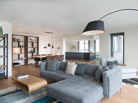 Luxury penthouse with roof terrace Apartment in The Hague