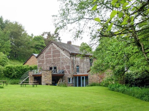 Forest Escape, Luxembourg Vacation rental in Manhay