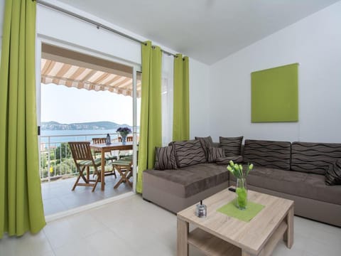 Apartment in Seget Donji with terrace Apartment in Šibenik-Knin County, Croatia