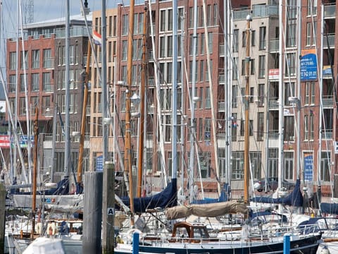 Balcony Views by the Sea Apartment in The Hague