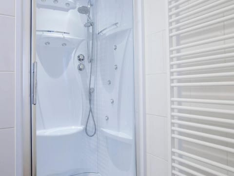 Balcony Views by the Sea Apartment in The Hague