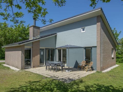 Villa in Kijkduin near North Sea Beach Vacation rental in The Hague