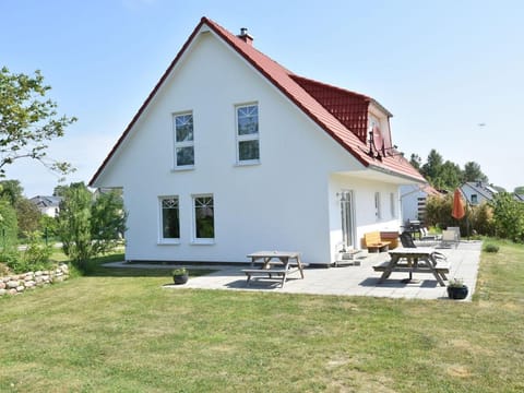 Beautiful home in Unknown w/  Vacation rental in Mecklenburg-Vorpommern, Germany