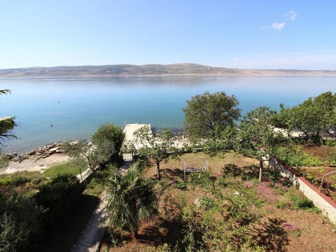 Awesome apartment in Zadarska županija w/  Apartment in Seline