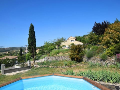 Relaxing Retreat in Saint-Pons Vacation rental in Provence-Alpes-Côte d'Azur