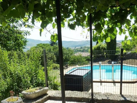 Relaxing Retreat in Saint-Pons Vacation rental in Provence-Alpes-Côte d'Azur