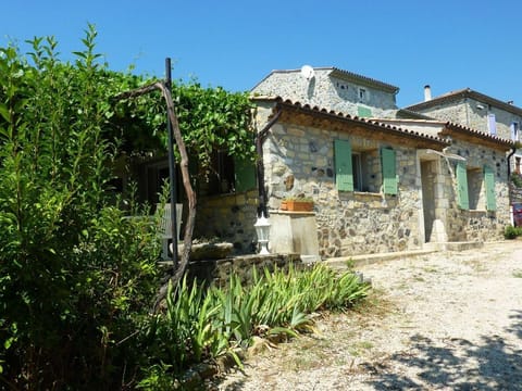 Relaxing Retreat in Saint-Pons Vacation rental in Provence-Alpes-Côte d'Azur