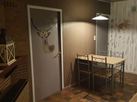 Lanklaar Chalet with Garden Vacation rental in Dilsen-Stokkem