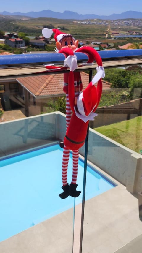 25 On Rooiels Apartment in Western Cape