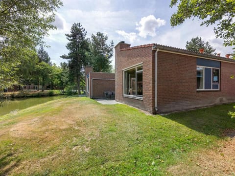 Bungalow in Weerterbergen with Sauna Vacation rental in Weert