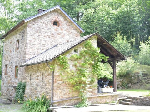 Cottage in the heart of the Ardennes woods Vacation rental in Manhay