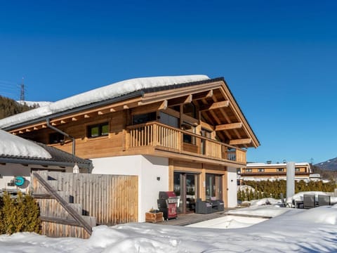 Chalet in Neukirchen by Wildkogel Ski Slopes Vacation rental in Salzburgerland