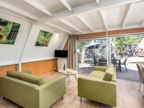 Bungalow in Wolfsven near Nature Reserve Vacation rental in Limburg (province)