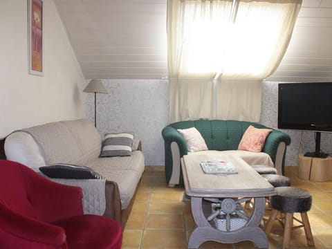 Cottage Oree des bois in Paliseul with garden Vacation rental in Wallonia, Belgium