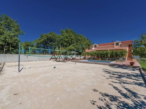 Holiday Home in Zemunik Donji with Pool Vacation rental in Šibenik-Knin County, Croatia