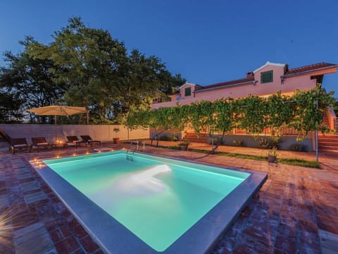 Holiday Home in Zemunik Donji with Pool Vacation rental in Šibenik-Knin County, Croatia