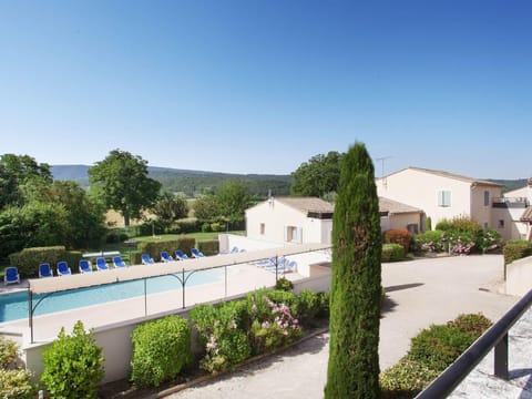 Sunny Stay in Lavender Land Apartment in Lacoste