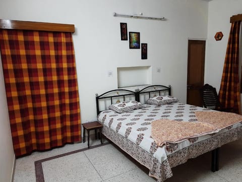 Leisure 1 Aashirwad Jaipur Home Stay  Vacation rental in Jaipur