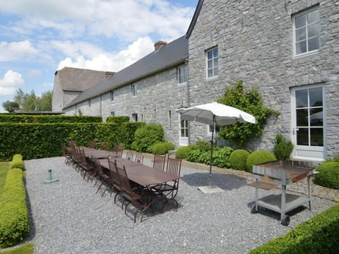 Elegant Estate Stay, Maredsous Vacation rental in Wallonia, Belgium