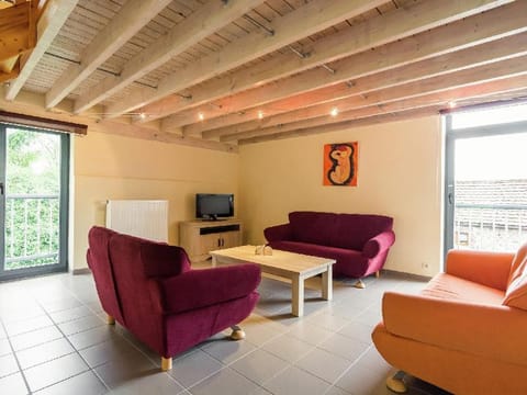 Cozy Bedrooms Cottage, Soumoy Vacation rental in Wallonia, Belgium