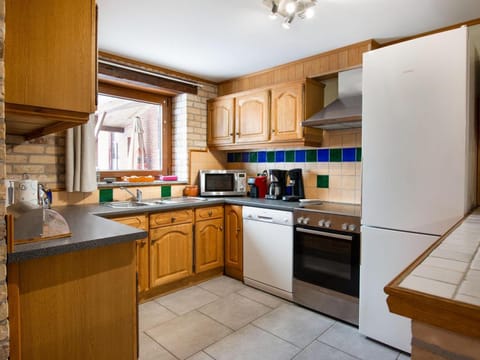 Holiday home in Cul-des-Sarts with garden Vacation rental in Wallonia, Belgium