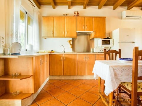 Nice home in Andalucía w/  Vacation rental in Sierra de las Nieves