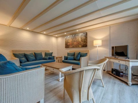 Bungalow in Netherlands with Garden Terrace Vacation rental in Arcen