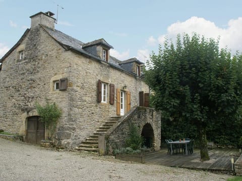 Holiday Home in Saint-Geniez-dOlt near Lot River Vacation rental in Auvergne-Rhône-Alpes