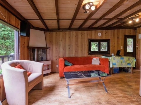 Maboge Cottage with Garden Vacation rental in Wallonia, Belgium