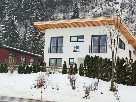 Holiday Home Zell am Ziller Ski Lift Vacation rental in Zell am Ziller