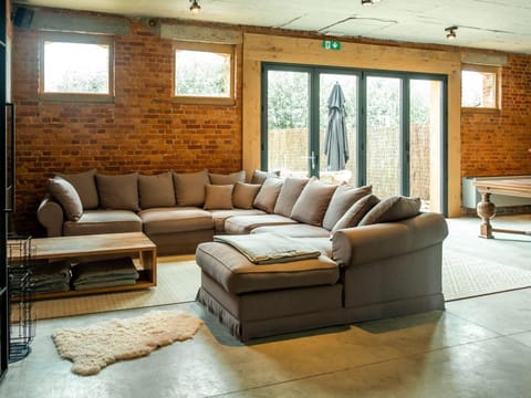 Holiday Home in Moorslede with Pool and Jacuzzi Vacation rental in Flanders