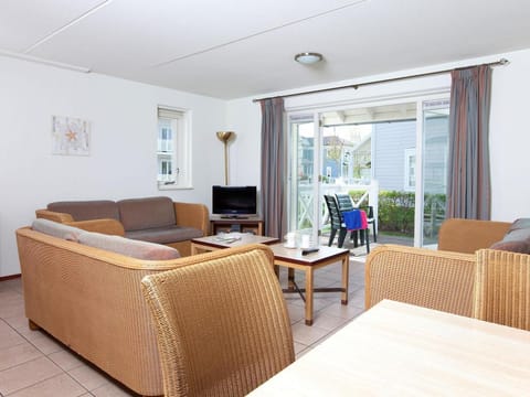 Villa near the Sea in Rockanje Villa in Hellevoetsluis