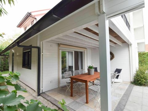 Spacious Holiday Home in Oostkapelle Vacation rental in Oostkapelle