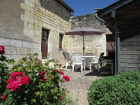 Holiday Home in Lerne with Garden Vacation rental in Centre-Val de Loire