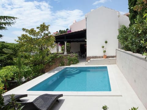 Charming Villa with Private Swimming Pool in Dalmatia Villa in Brela