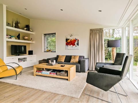 Villa near Veerse Meer with Garden Views Vacation rental in Kamperland