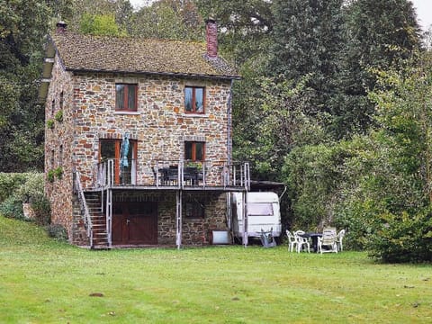 Peaceful Garden Home, Chevron Vacation rental in Manhay