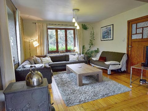 Peaceful Garden Home, Chevron Vacation rental in Manhay