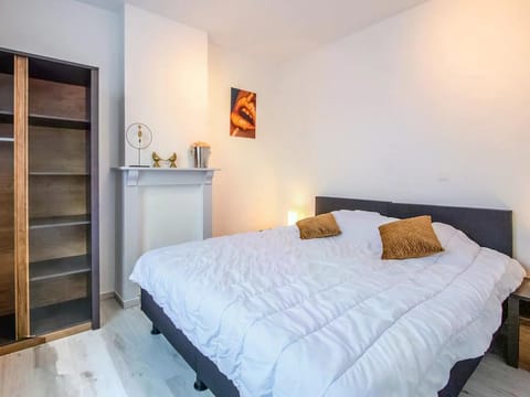 Elegant Holiday Home in Nieuwpoort near Beach Vacation rental in Koksijde